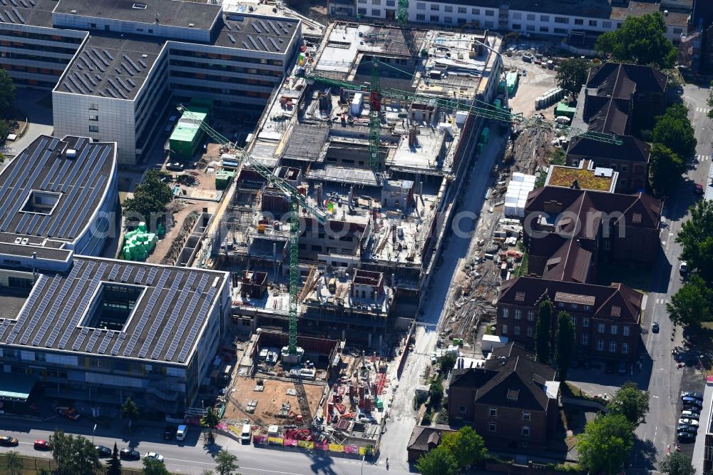 Aerial photograph Karlsruhe - Construction site for a new extension to the hospital grounds Staedtisches Klinikum Karlsruhe on Moltkestrasse in Karlsruhe in the state Baden-Wurttemberg, Germany