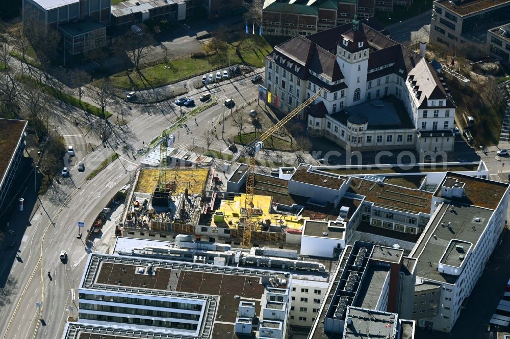 Aerial photograph Stuttgart - Construction site for a new extension to the hospital grounds Stuttgart Cancer Center a?? Tumorzentrum Eva-Mayr Stihl on the an der Kriegsbergstrasse in the district Stadtzentrum in Stuttgart in the state Baden-Wuerttemberg, Germany