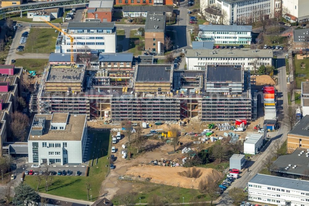 Aerial photograph Düsseldorf - Construction site for a new extension to the hospital grounds UKD Universitaetsklinikum Duesseldorf in the district Bilk in Duesseldorf in the state North Rhine-Westphalia, Germany