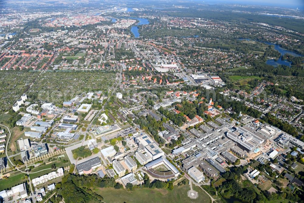 Lübeck from above - Construction site for a new extension to the hospital grounds UKSH Universitaetsklinikum Schleswig-Holstein in the district St. Juergen in Luebeck in the state Schleswig-Holstein, Germany