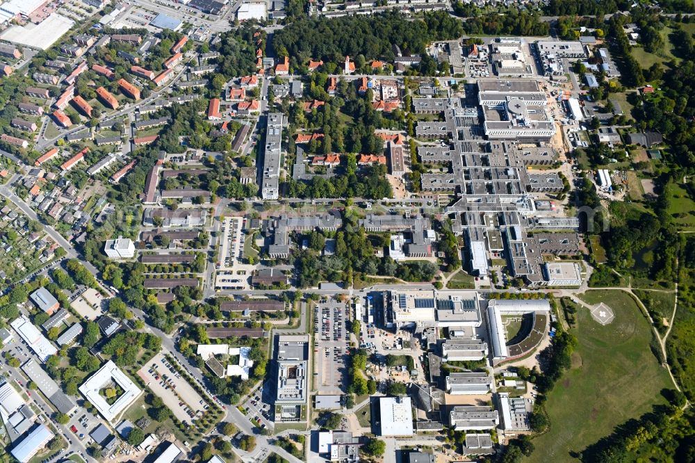 Aerial photograph Lübeck - Construction site for a new extension to the hospital grounds UKSH Universitaetsklinikum Schleswig-Holstein in the district St. Juergen in Luebeck in the state Schleswig-Holstein, Germany