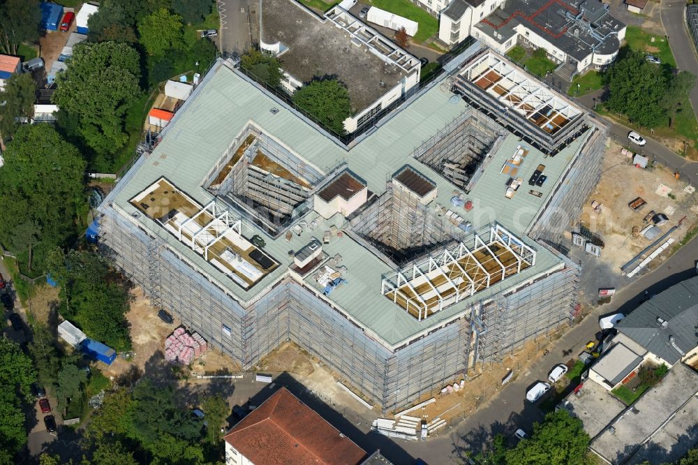 Bonn from the bird's eye view: Construction site for a new extension to the hospital grounds Universitaetsklinikum Bonn in Bonn in the state North Rhine-Westphalia, Germany