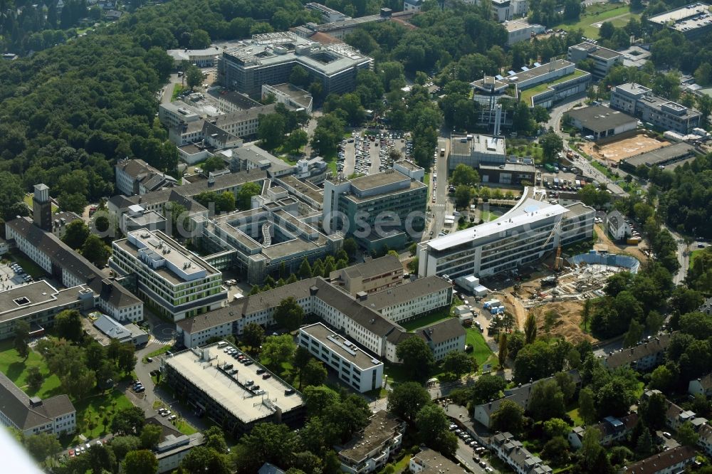 Bonn from the bird's eye view: Construction site for a new extension to the hospital grounds Universitaetsklinikum Bonn on Sigmund-Freud-Strasse in Bonn in the state North Rhine-Westphalia, Germany