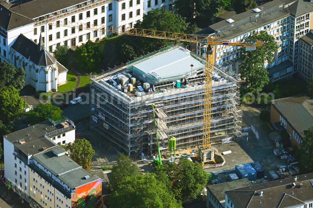 Bonn from the bird's eye view: Construction site for an extension and new building of a teaching building and dental clinic on the hospital grounds of the University Hospital Bonn (UKB) on Wilhelmstrasse - Wilhelmplatz - Wachsbleiche in the Zentrum district of Bonn in the federal state of North Rhine-Westphalia, Germany