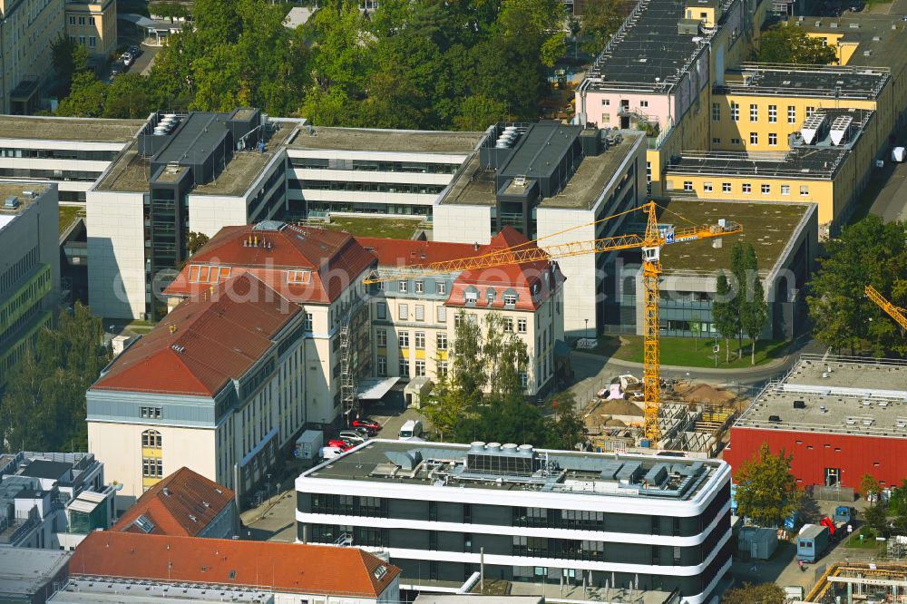 Aerial image Dresden - Construction site for a new extension to the hospital grounds Universitaetsklinikum Carl Gustav Carus on street Schubertstrasse in the district Johannstadt in Dresden in the state Saxony, Germany