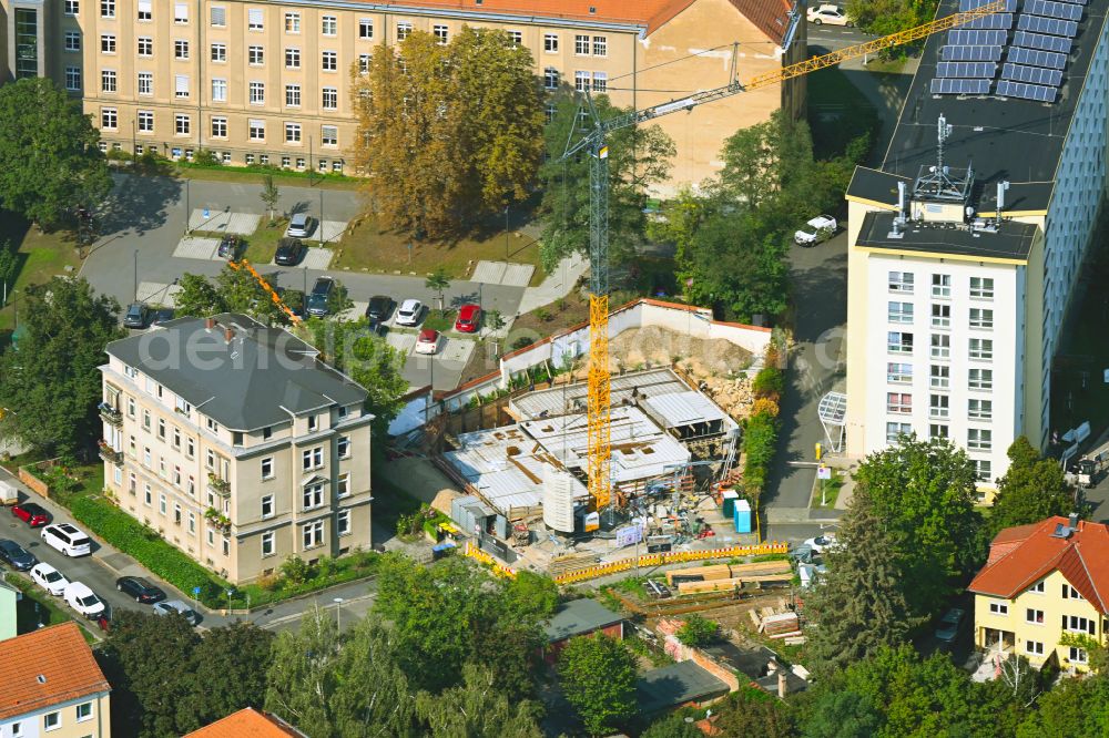 Dresden from above - Construction site for a new extension to the hospital grounds Universitaetsklinikum Carl Gustav Carus on street Schubertstrasse in the district Johannstadt in Dresden in the state Saxony, Germany