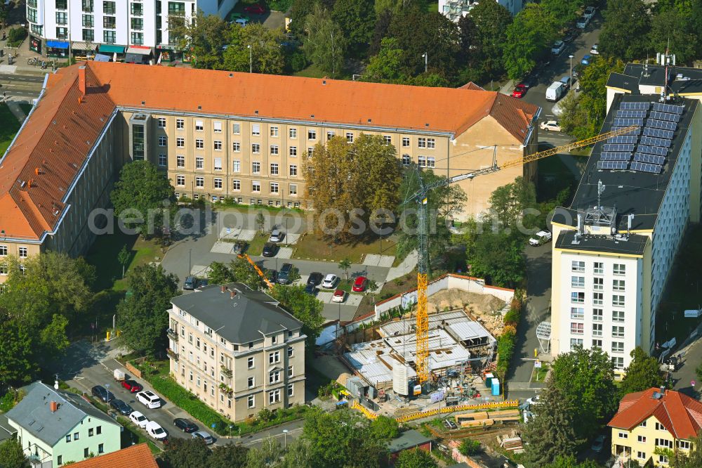 Dresden from the bird's eye view: Construction site for a new extension to the hospital grounds Universitaetsklinikum Carl Gustav Carus on street Schubertstrasse in the district Johannstadt in Dresden in the state Saxony, Germany