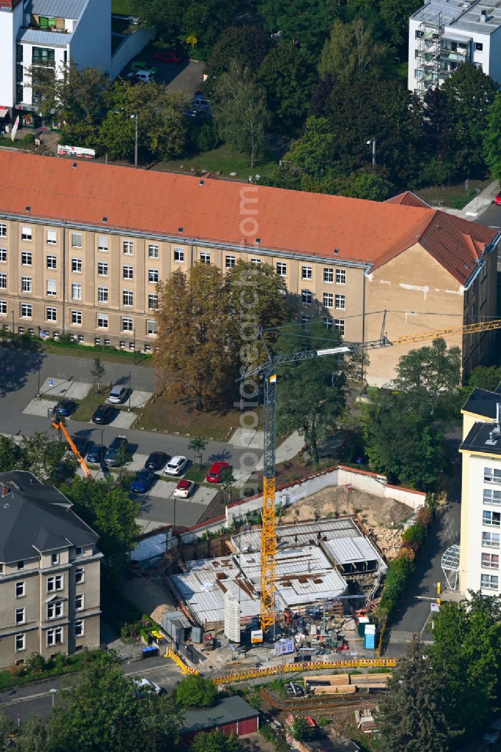 Aerial image Dresden - Construction site for a new extension to the hospital grounds Universitaetsklinikum Carl Gustav Carus on street Schubertstrasse in the district Johannstadt in Dresden in the state Saxony, Germany