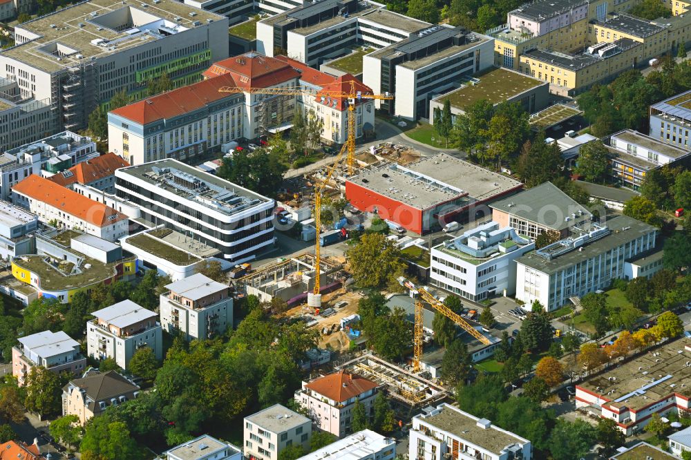 Dresden from above - Construction site for a new extension to the hospital grounds Universitaetsklinikum Carl Gustav Carus on street Schubertstrasse in the district Johannstadt in Dresden in the state Saxony, Germany