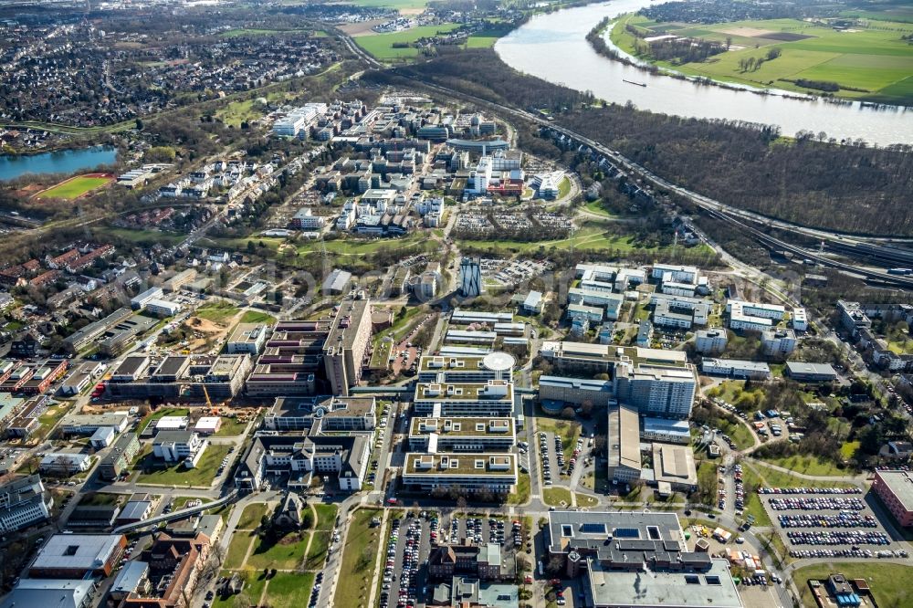 Aerial photograph Düsseldorf - Construction site for a new extension to the hospital grounds Universitaetsklinikum Duesseldorf on Moorenstrasse in Duesseldorf in the state North Rhine-Westphalia, Germany