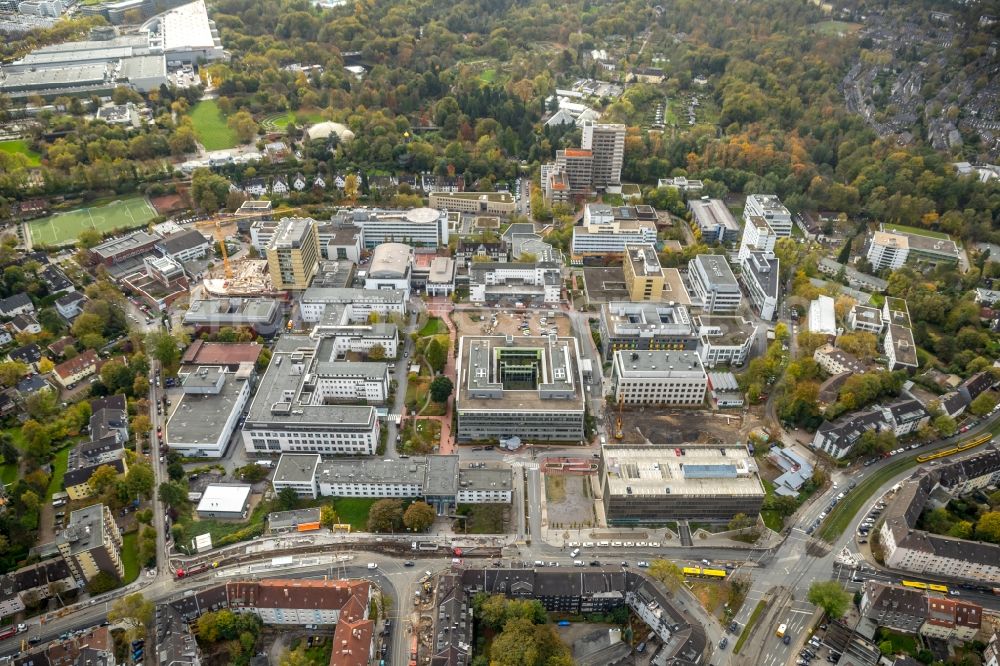 Essen from the bird's eye view: Construction site for a new extension to the hospital grounds Universitaetsklinikum Essen in Essen in the state North Rhine-Westphalia, Germany