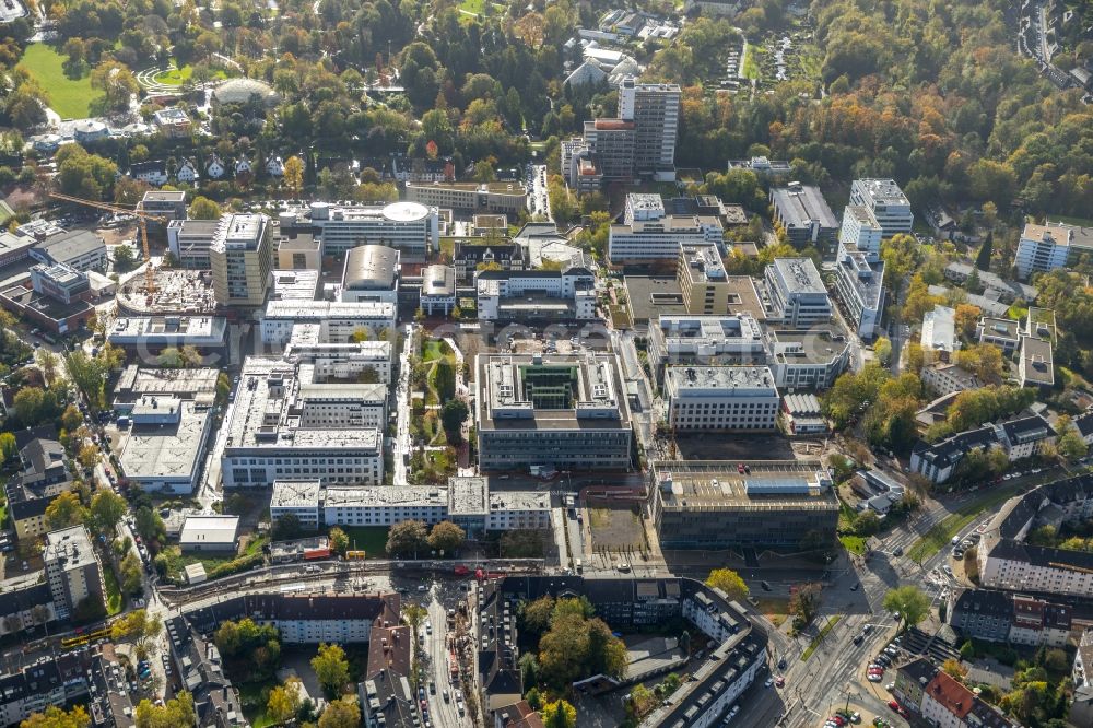 Aerial image Essen - Construction site for a new extension to the hospital grounds Universitaetsklinikum Essen in Essen in the state North Rhine-Westphalia, Germany