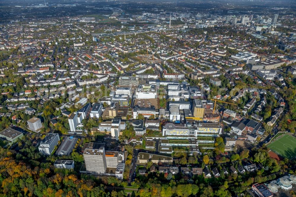 Essen from the bird's eye view: Construction site for a new extension to the hospital grounds Universitaetsklinikum Essen in Essen in the state North Rhine-Westphalia, Germany