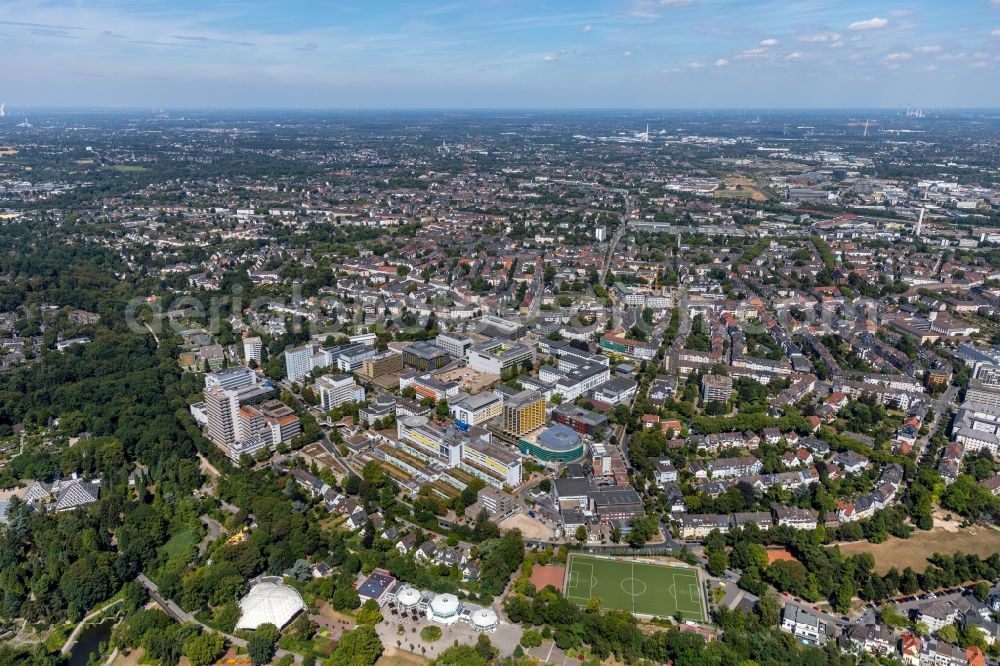 Essen from the bird's eye view: Construction site for a new extension to the hospital grounds Universitaetsklinikum Essen in Essen in the state North Rhine-Westphalia, Germany