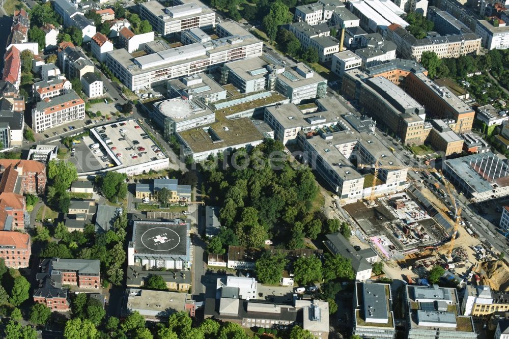 Aerial image Leipzig - Construction site for a new extension to the hospital grounds Universitaetsklinikum Leipzig on Liebigstrasse in Leipzig in the state Saxony