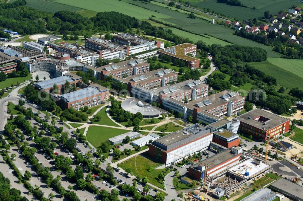 Regensburg from above - Construction site for a new extension to the hospital grounds Universitaetsklinikum Regensburg on Franz-Josef-Strauss-Allee in Regensburg in the state Bavaria, Germany