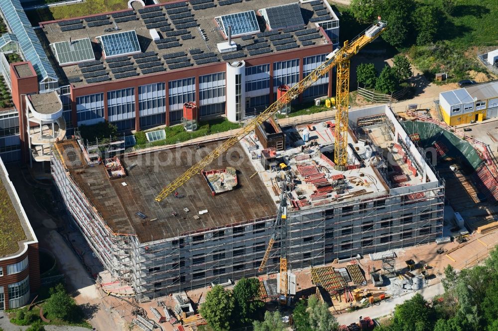 Aerial photograph Regensburg - Construction site for a new extension to the hospital grounds Universitaetsklinikum Regensburg on Franz-Josef-Strauss-Allee in Regensburg in the state Bavaria, Germany