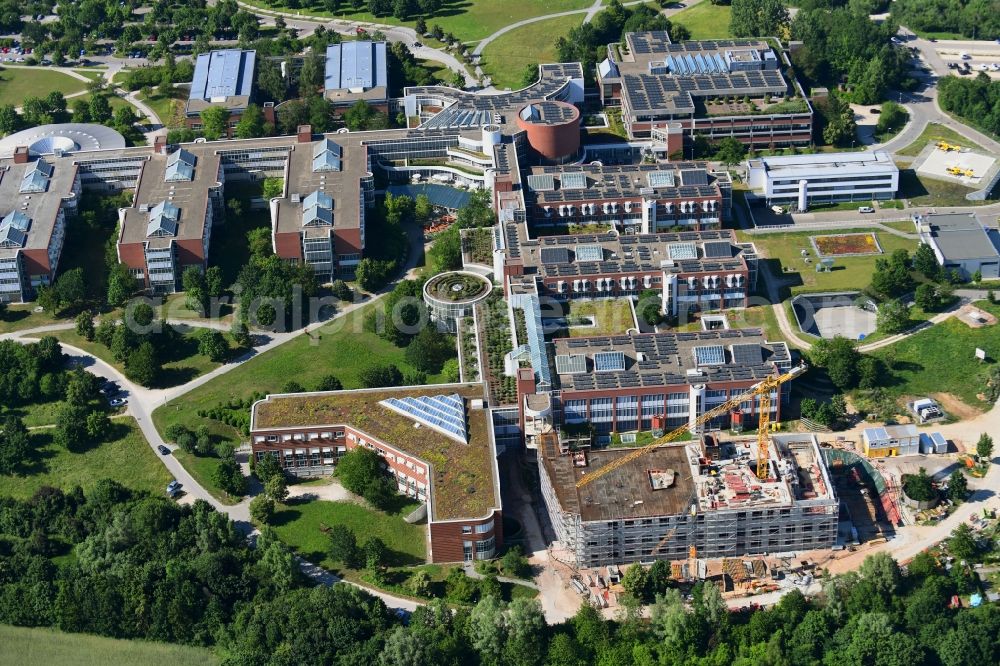 Regensburg from above - Construction site for a new extension to the hospital grounds Universitaetsklinikum Regensburg on Franz-Josef-Strauss-Allee in Regensburg in the state Bavaria, Germany