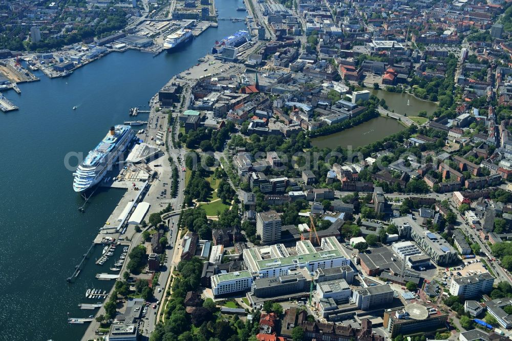 Aerial photograph Kiel - Construction site for a new extension to the hospital grounds Universitaetsklinikum Schleswig-Holstein in Kiel in the state Schleswig-Holstein, Germany