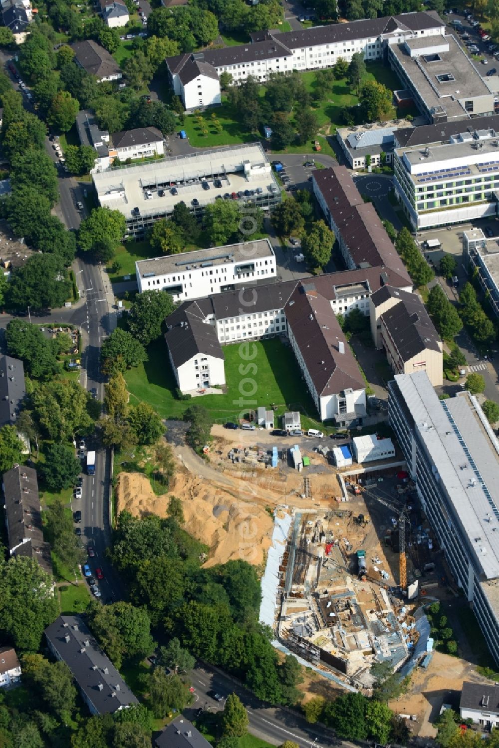 Bonn from the bird's eye view: Construction site for a new extension to the hospital grounds Universitaetsklinikum Bonn in Bonn in the state North Rhine-Westphalia, Germany