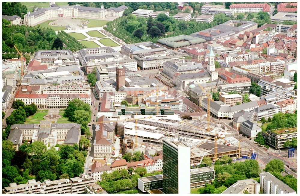 Karlsruhe from the bird's eye view: Construction site building of the shopping center Ettlinger Tor Karlsruhe an der Karl-Friedrich-Strasse in Karlsruhe in the state Baden-Wuerttemberg, Germany