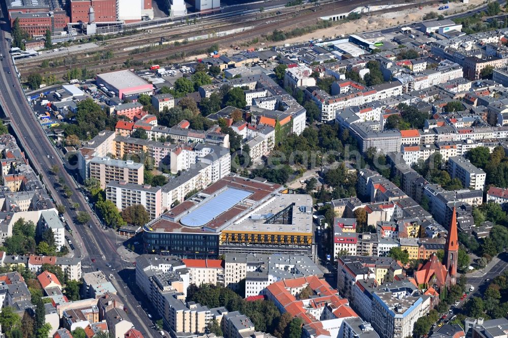 Aerial photograph Berlin - Building of the shopping center MOA Bogen on Birkenstrasse in Berlin, Germany