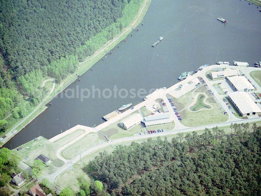 Niegripp from above - Baustelle am Elbe - Havel - Kanal vor der Schleuse Niegripp am Wasserstraßenkreuz Magdeburg.