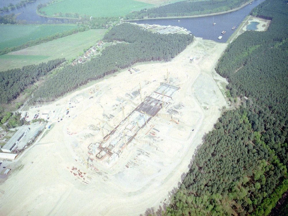 Niegripp from the bird's eye view: Baustelle am Elbe - Havel - Kanal vor der Schleuse Niegripp am Wasserstraßenkreuz Magdeburg.