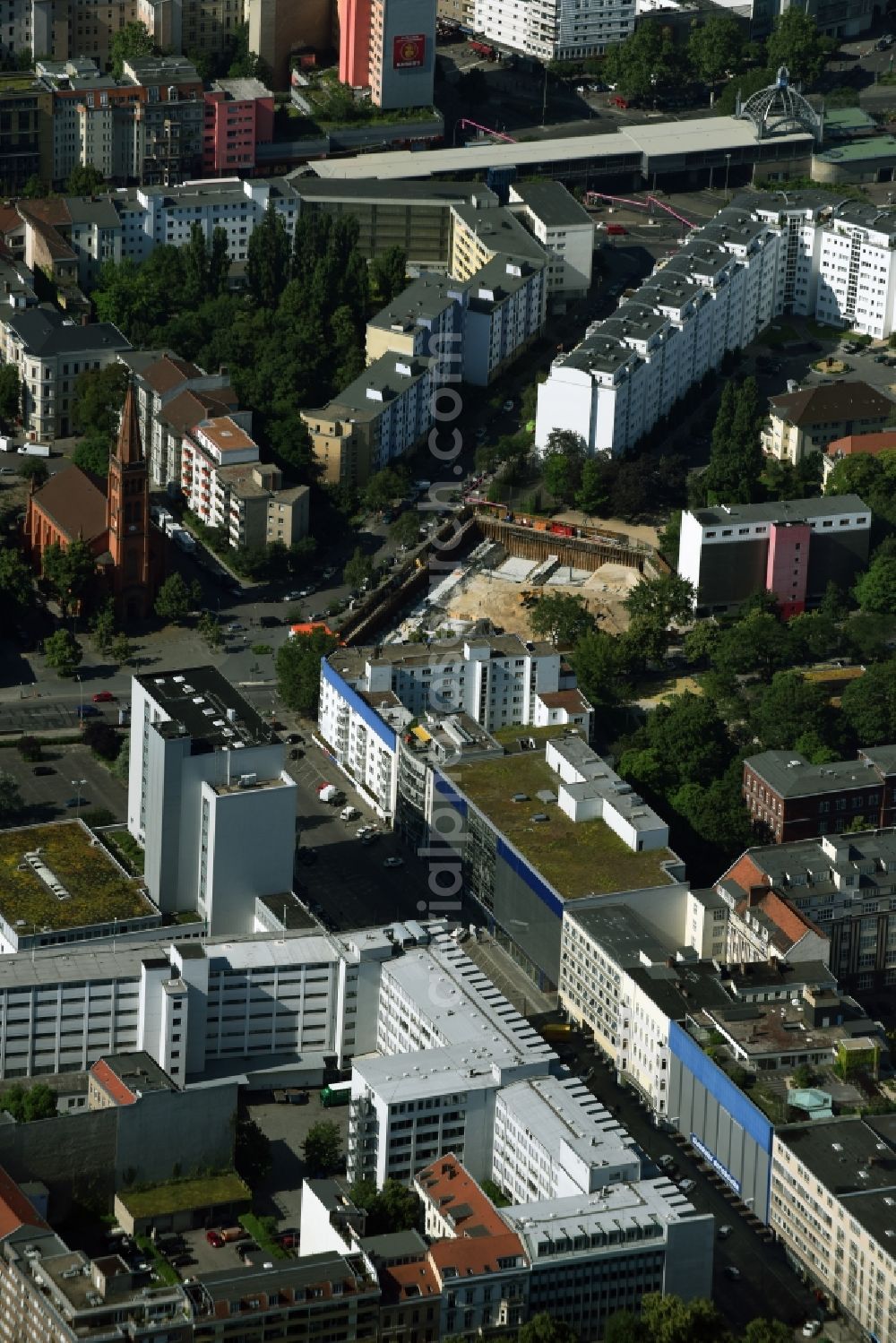 Aerial image Berlin - Construction site with development works and embankments works in the Else-Lasker-Schueler-Street in Berlin