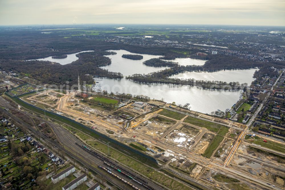 Duisburg from above - Construction site with development works and embankments works in the development area of the 6-Seen-Platte on Masurenallee on Masurenallee in the district Wedau in Duisburg at Ruhrgebiet in the state North Rhine-Westphalia, Germany