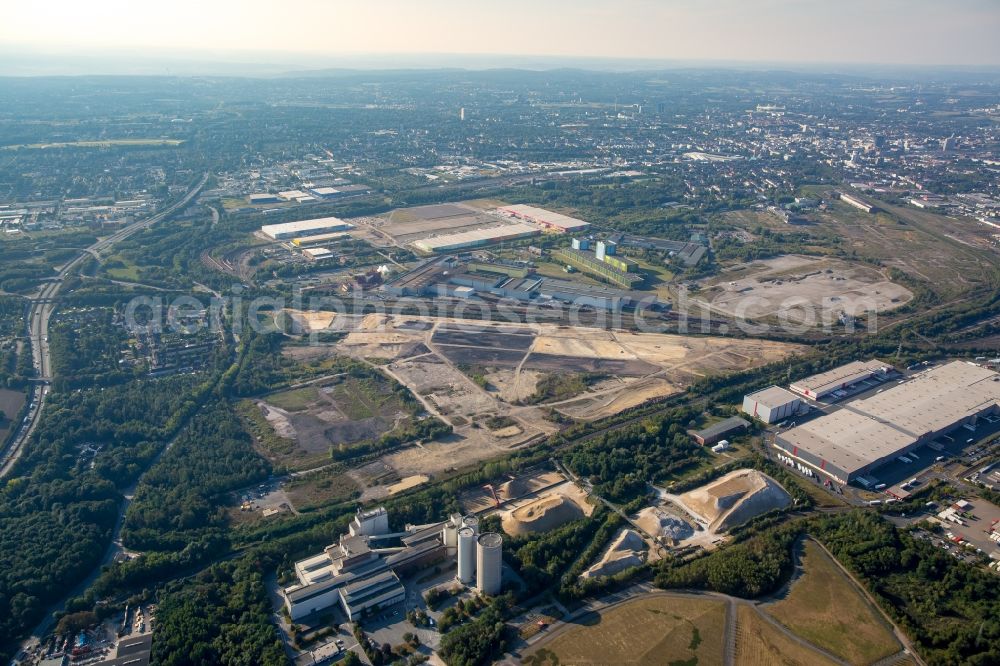 Dortmund from above - Construction site with development works and embankments works auf dem Gelaende des ehemaligen Hoeschgelaendes in Dortmund in the state North Rhine-Westphalia