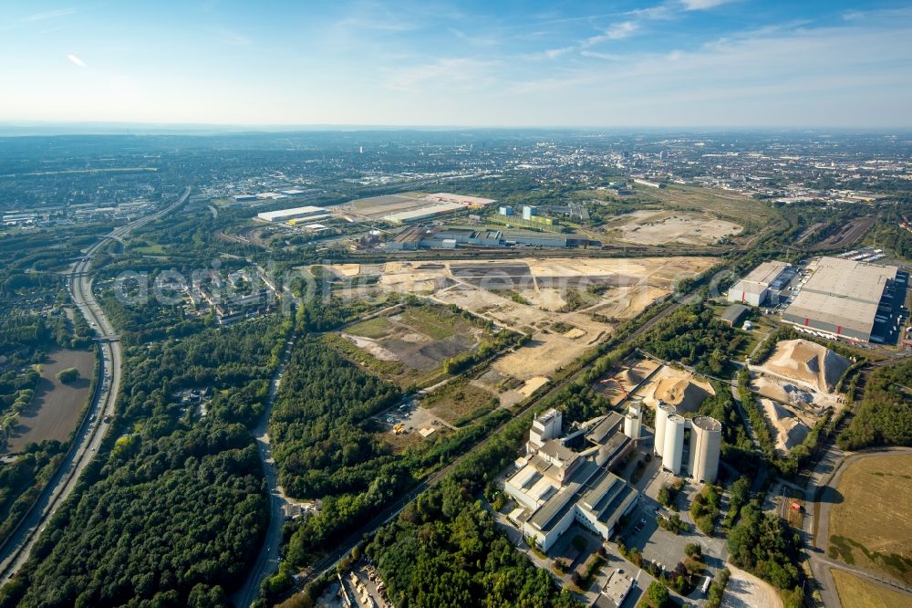 Aerial photograph Dortmund - Construction site with development works and embankments works auf dem Gelaende des ehemaligen Hoeschgelaendes in Dortmund in the state North Rhine-Westphalia