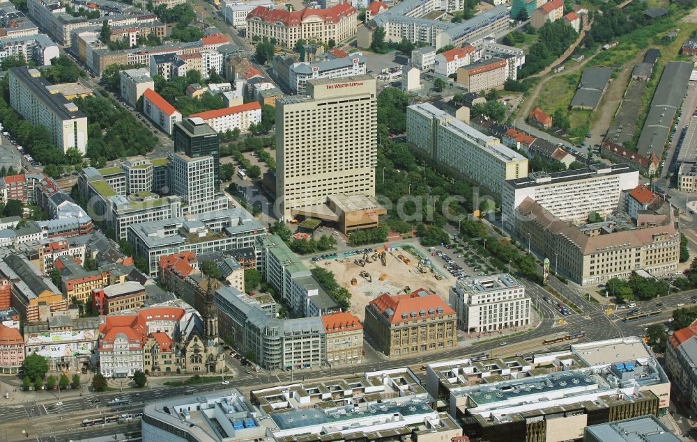 Leipzig from the bird's eye view: Construction site with development and landfill works on the site of the future Saechsische Aufbaubank (SAB) in Leipzig, Saxony