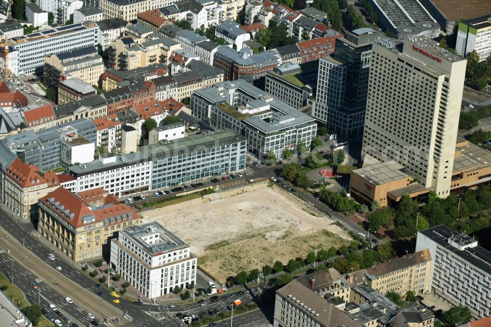 Leipzig from the bird's eye view: Construction site with development and landfill works on the site of the future Saechsische Aufbaubank (SAB) in Leipzig, Saxony