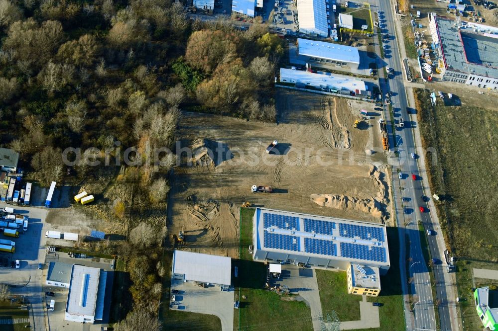 Berlin from the bird's eye view: Construction site with development works and embankments works Gewerbegebiet on Bitterfelder Strasse in the district Marzahn in Berlin, Germany