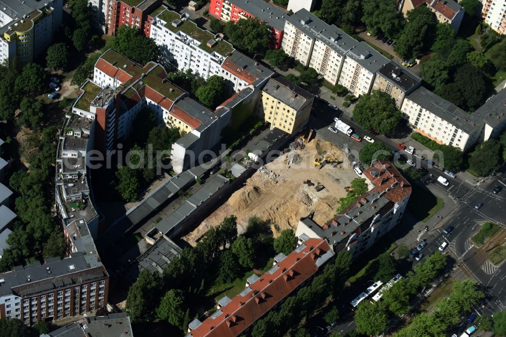 Aerial photograph Berlin - Construction site at Koloniestrasse 11 in Wedding district of Berlin, Germany