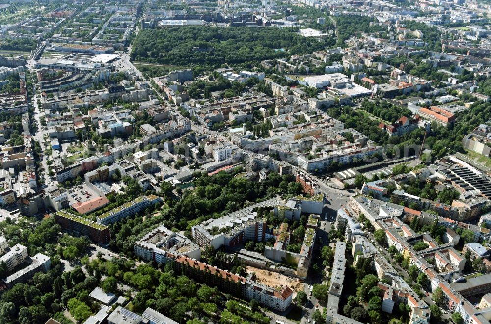 Berlin from the bird's eye view: Construction site at Koloniestrasse 11 in Wedding district of Berlin, Germany