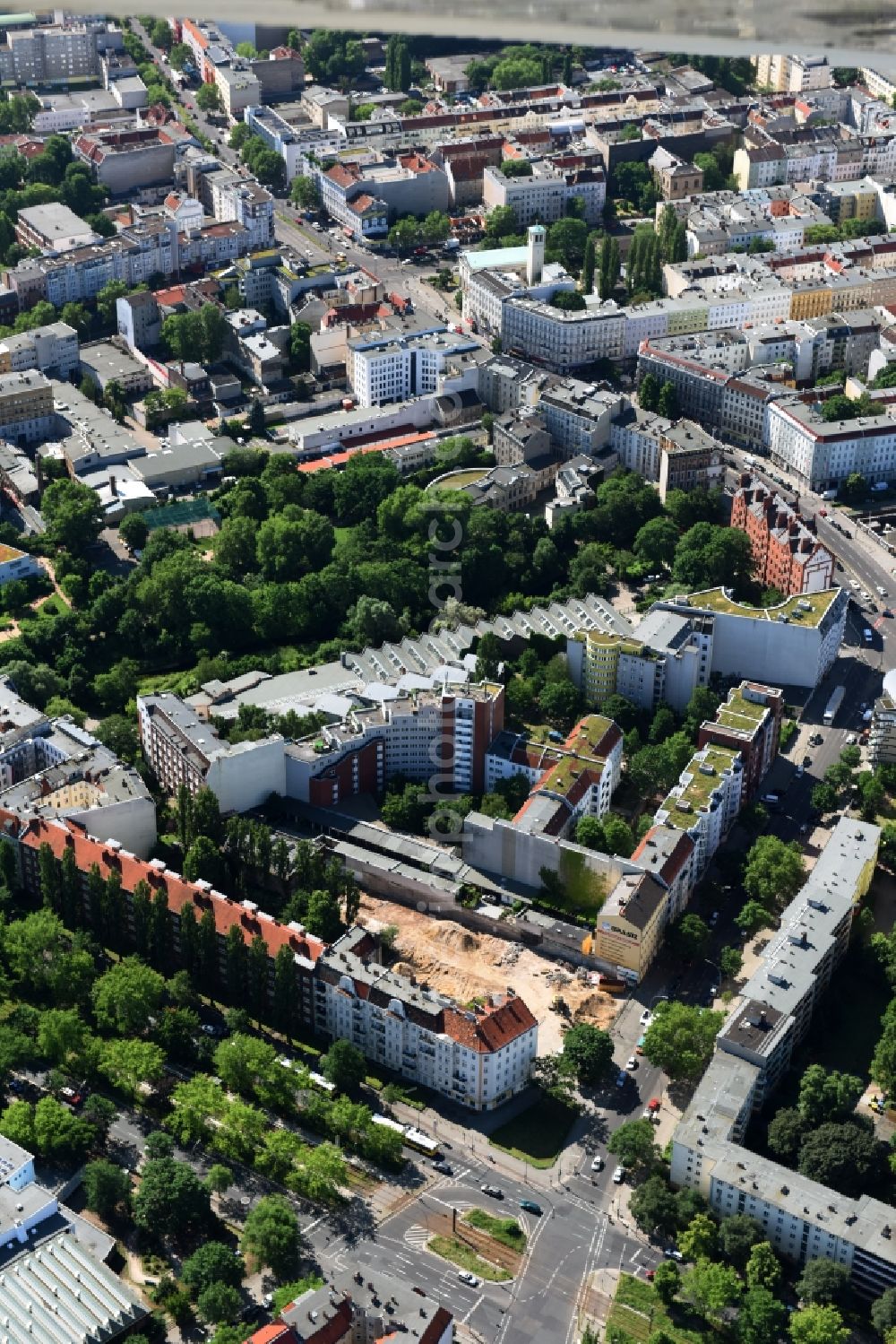 Aerial photograph Berlin - Construction site at Koloniestrasse 11 in Wedding district of Berlin, Germany