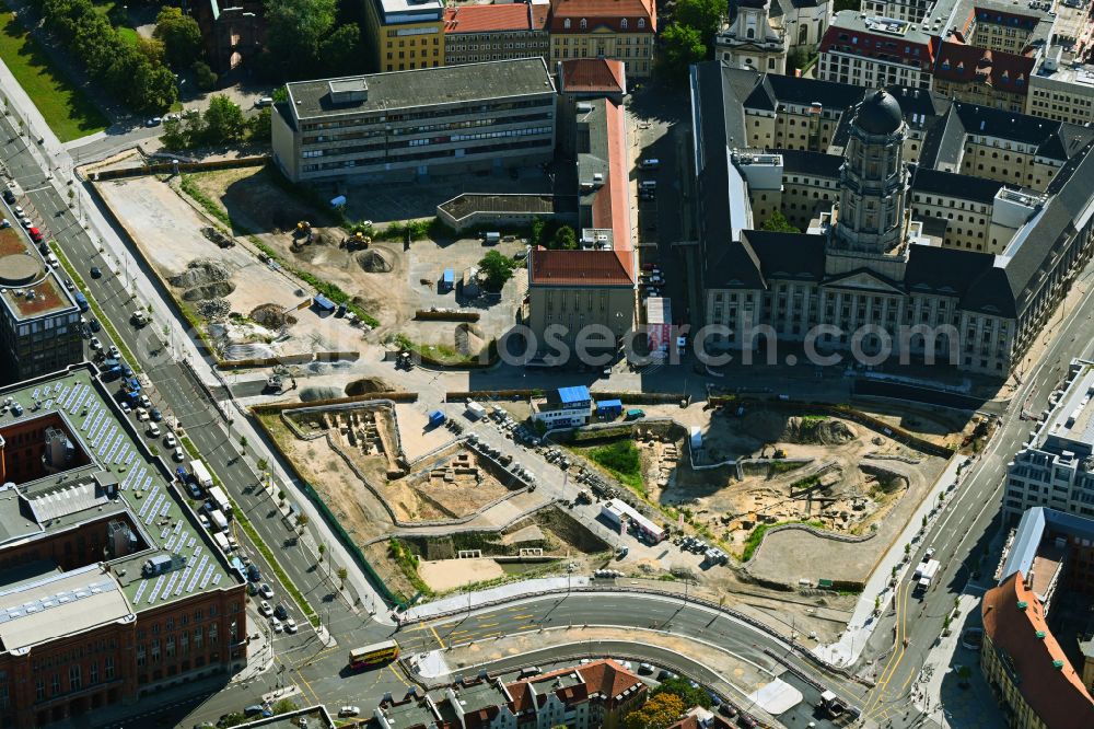 Aerial photograph Berlin - Construction site with development works and embankments works as part of the reconstruction project on Molkenmarkt overlooking Rotes Rathaus along the Grunerstrasse in the district Mitte in Berlin, Germany