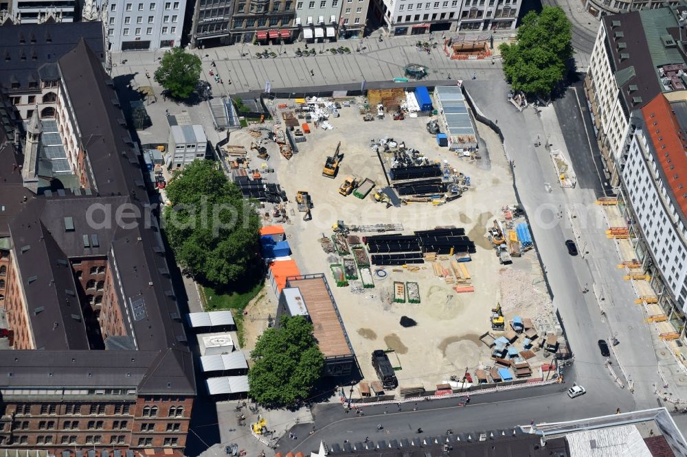 Aerial photograph München - Construction site with development and earth dumping works for the 2nd main line of the railway at the future S-Bahn stop Marienhof in the district Altstadt - Lehel in Munich in the federal state of Bavaria, Germany