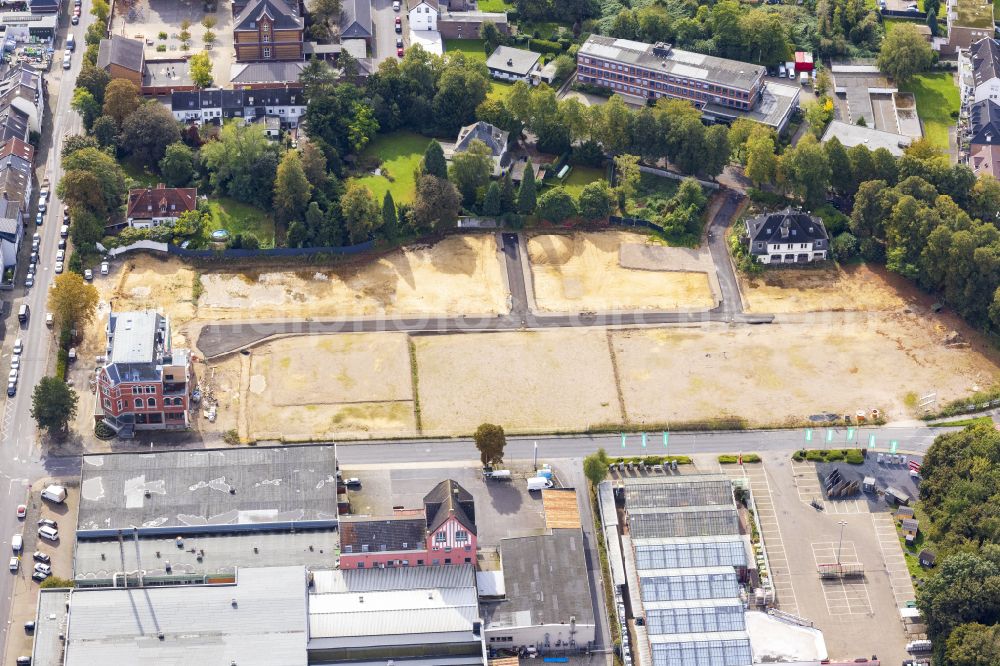 Viersen from above - Construction site with development, foundation, earth and landfill works on street Albertstrasse in Viersen in the state North Rhine-Westphalia, Germany