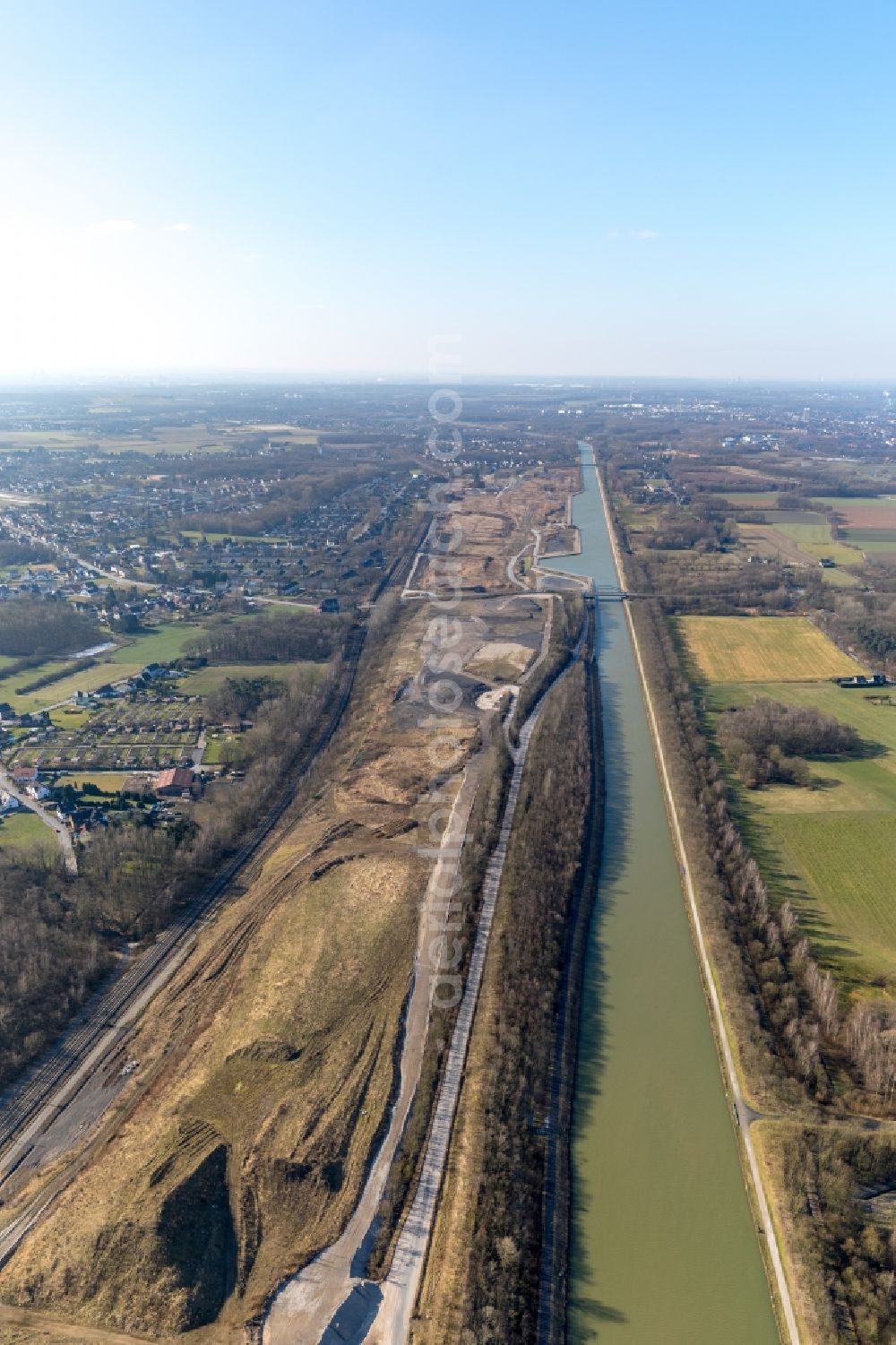 Aerial photograph Bergkamen - Construction site with development, foundation, earth and landfill works Wasserstadt Aden in Bergkamen in the state North Rhine-Westphalia, Germany