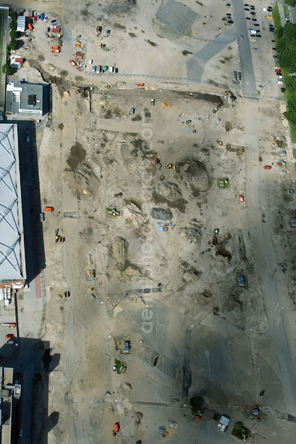 Aerial image Hamburg - Construction site with development, foundation, earth and landfill works zum neubau of Springer Quartier between Fuhlenwiete and Axel-Springer-Platz in Hamburg, Germany