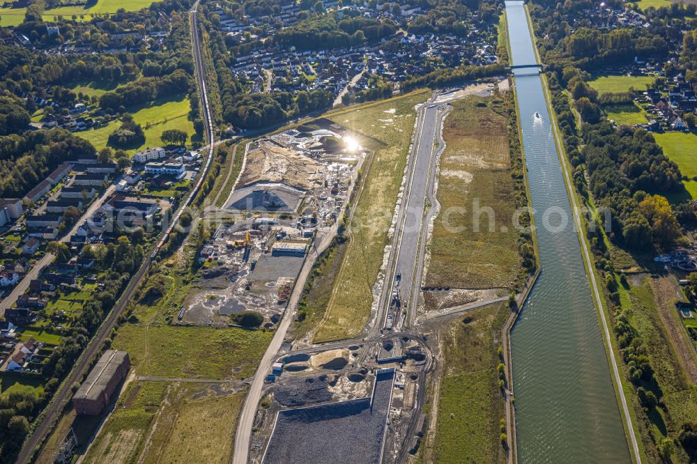 Oberaden from the bird's eye view: construction site with development, foundation, earth and landfill works Wasserstadt Aden Datteln-Hamm-Kanal in Oberaden at Ruhrgebiet in the state North Rhine-Westphalia, Germany