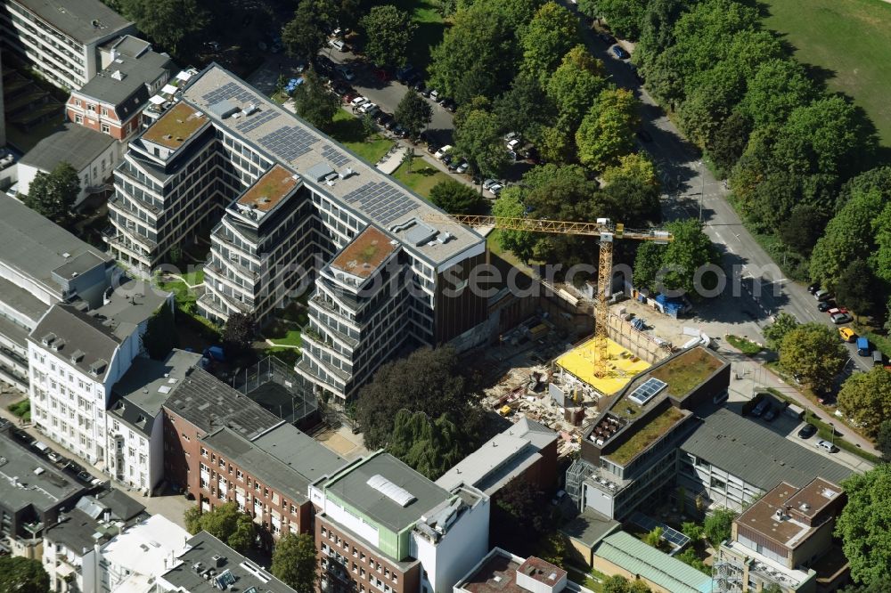 Hamburg from the bird's eye view: Construction site with piling works for the foundation slab of a new building of the Leonard Weiss Bauunternehmung in Hamburg