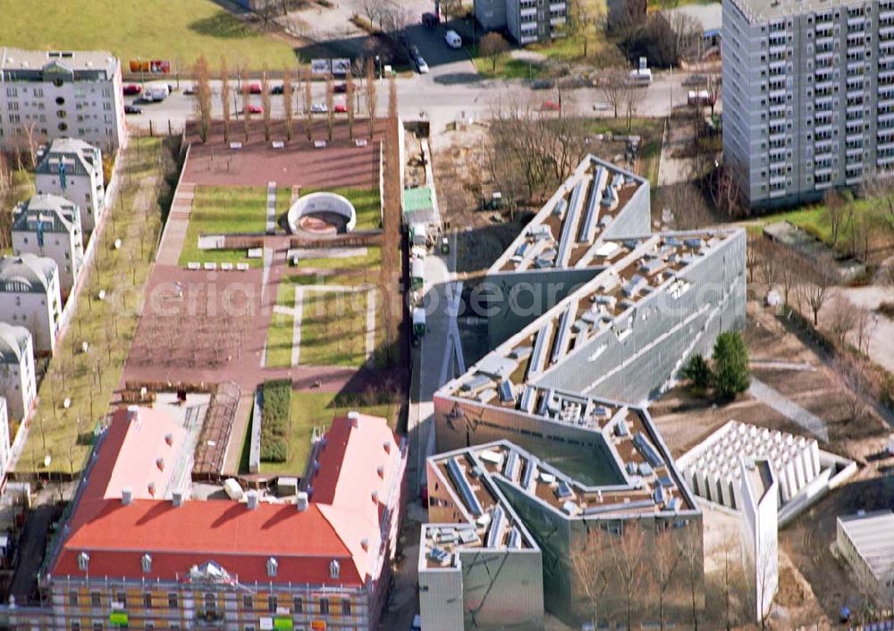 Aerial image Berlin - Kreuzberg - Baustelle am Erweiterungsbau des Jüdischen Museums in der Lindenstraße.