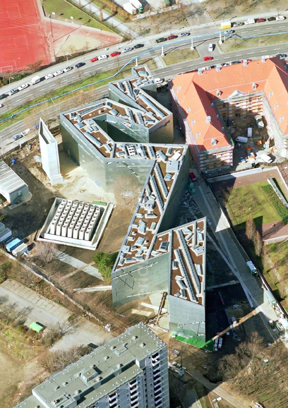 Aerial photograph Berlin - Kreuzberg - Baustelle am Erweiterungsbau des Jüdischen Museums in der Lindenstraße.