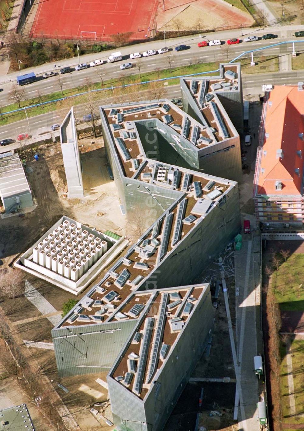 Aerial image Berlin - Kreuzberg - Baustelle am Erweiterungsbau des Jüdischen Museums in der Lindenstraße.