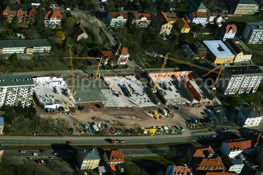 Gotha from the bird's eye view: Construction site for the construction of a two-part retail park between Gartenstrasse and Mosslerstrasse in Gotha in the state Thuringia, Germany