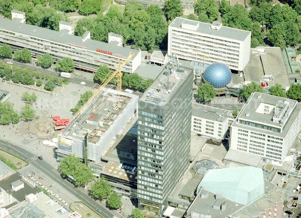 Aerial photograph Berlin - Charlottenburg - Baustelle der Firma STREIF-Baulogistik am Europacenter in Berlin - Charlottenburg.